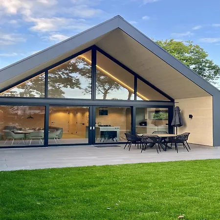 Prázdninový dům Luxury By The Sea Sint Maartensvlotbrug